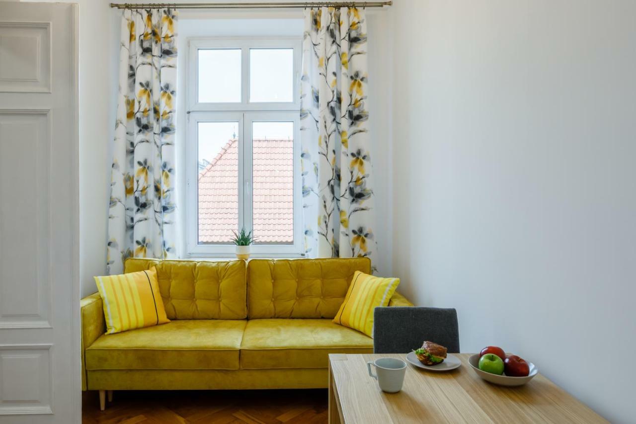Ok Apartments Old Town Красков Екстериор снимка